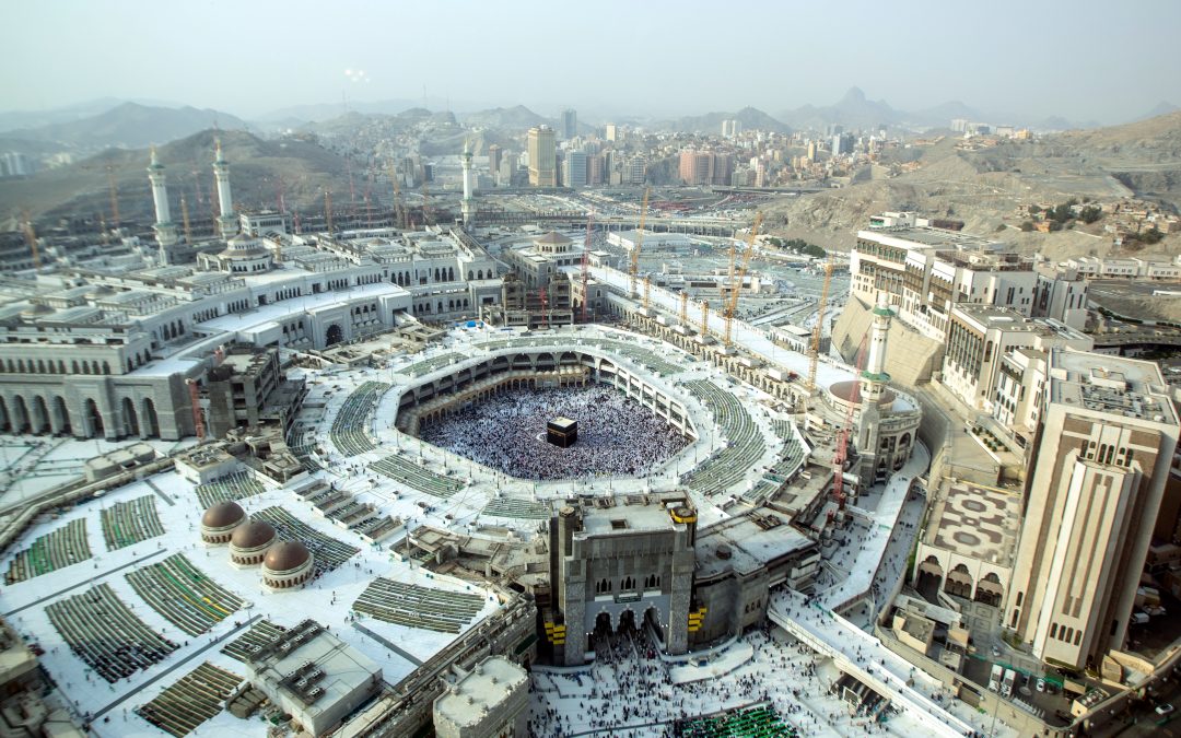 Wisata Religi: Mengunjungi Kota Suci Mekkah dan Madinah